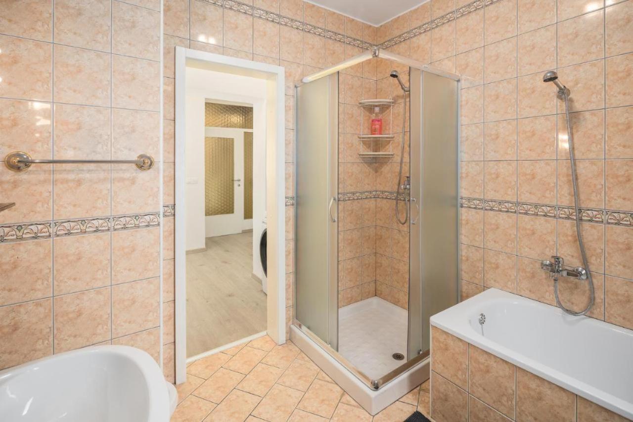 Villa More Mio Пореч Экстерьер фото